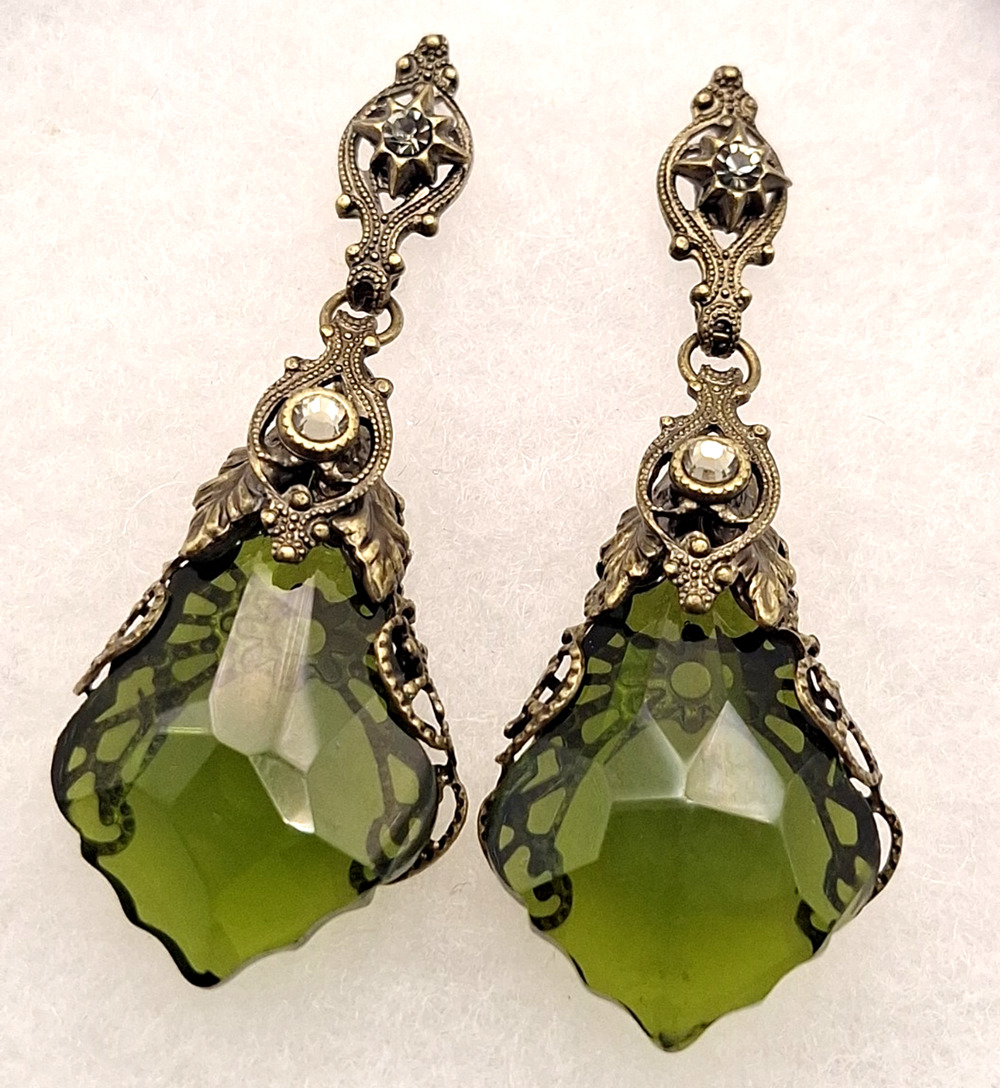 Green Victorian Style Ornate Earrings Whimsygoth Baroque Gothic Fairycore Autumn